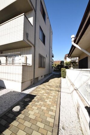 ドルフ国立の物件内観写真